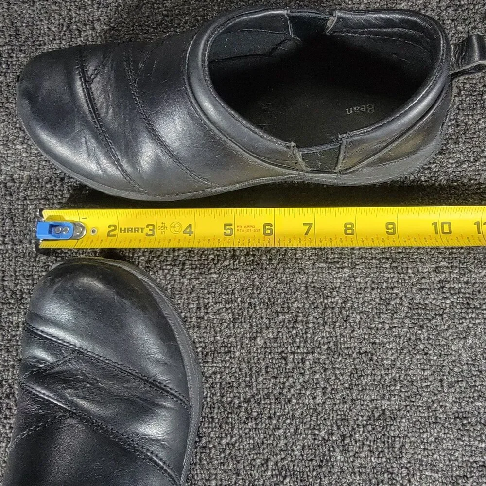 LL Bean Slip On Shoes Womens Size 8 Black Leather Mocs